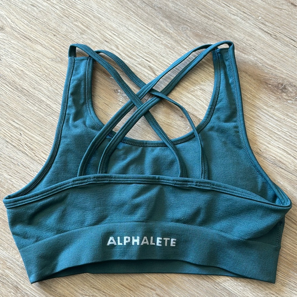 Alphalete Revival Sports Bra